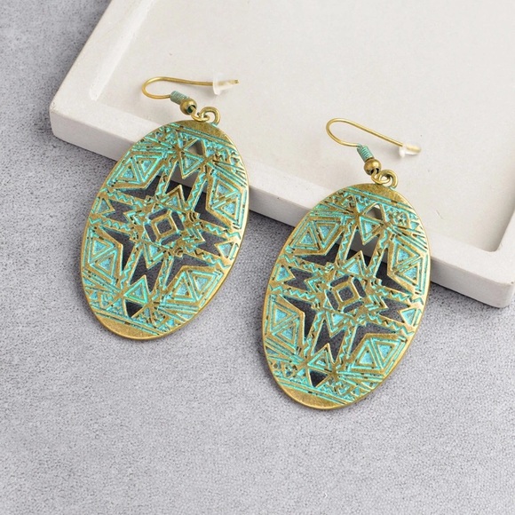 Oval Dangle Earrings - Picture 3 of 4